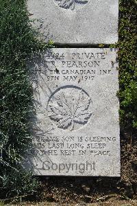 Boulogne Eastern Cemetery - Pearson, Thomas Gilbert