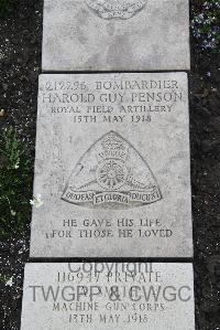 Boulogne Eastern Cemetery - Penson, Harold Guy