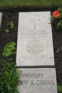 Boulogne Eastern Cemetery - Perkins, John Henry