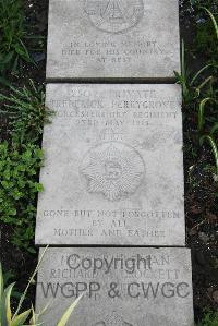 Boulogne Eastern Cemetery - Perrygrove, Frederick