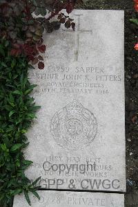 Boulogne Eastern Cemetery - Peters, Arthur John Kershaw