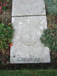 Boulogne Eastern Cemetery - Pettit, Alfred