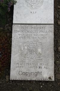 Boulogne Eastern Cemetery - Phillips, Edwin Charles