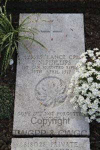 Boulogne Eastern Cemetery - Phillips, Percy Norton