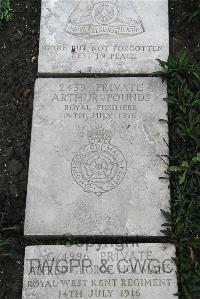 Boulogne Eastern Cemetery - Pounds, Arthur