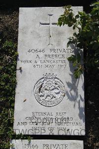 Boulogne Eastern Cemetery - Preece, Alfred