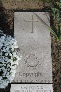 Boulogne Eastern Cemetery - Priestley, John Andrew