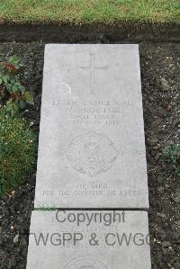 Boulogne Eastern Cemetery - Proctor, W