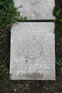 Boulogne Eastern Cemetery - Pryer, Ernest
