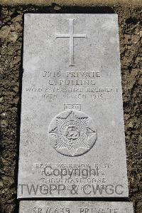 Boulogne Eastern Cemetery - Pulling, C
