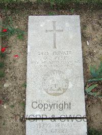 Boulogne Eastern Cemetery - Pyne, Octavius John