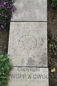 Boulogne Eastern Cemetery - Quinn, Michael