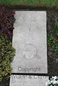 Boulogne Eastern Cemetery - Rafferty, J