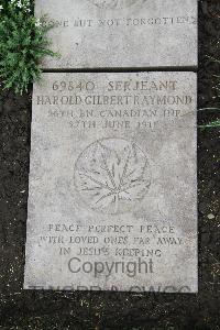 Boulogne Eastern Cemetery - Raymond, Harold Gilbert