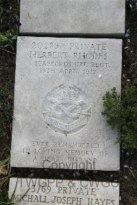Boulogne Eastern Cemetery - Rhodes, Herbert