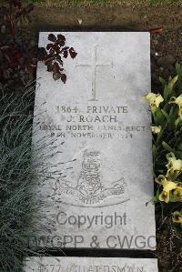 Boulogne Eastern Cemetery - Roach, J