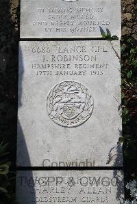 Boulogne Eastern Cemetery - Robinson, I