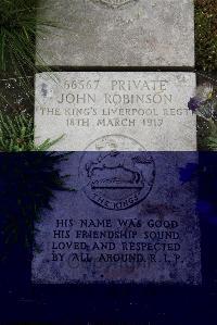 Boulogne Eastern Cemetery - Robinson, John