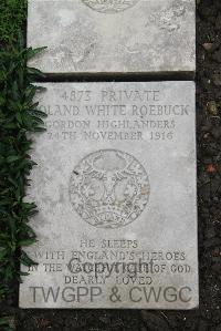Boulogne Eastern Cemetery - Roebuck, Roland White