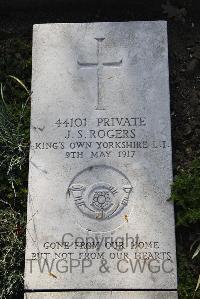Boulogne Eastern Cemetery - Rogers, Joseph Solomon