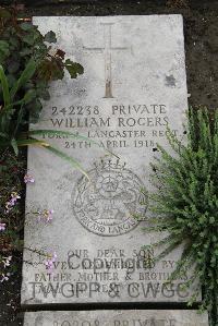 Boulogne Eastern Cemetery - Rogers, William