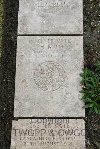 Boulogne Eastern Cemetery - Rolfe, J H