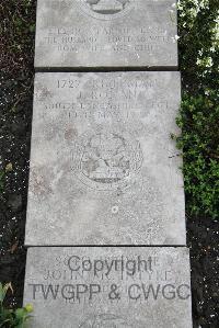 Boulogne Eastern Cemetery - Ronan, J