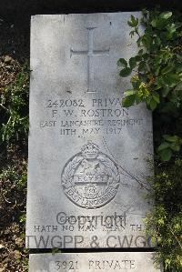 Boulogne Eastern Cemetery - Rostron, Francis William