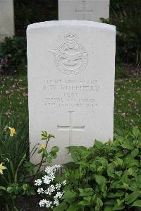 Boulogne Eastern Cemetery - Ruffhead, Angus Walter