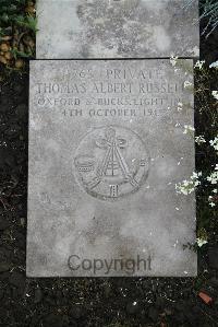 Boulogne Eastern Cemetery - Russell, Thomas Albert