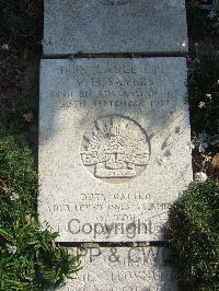 Boulogne Eastern Cemetery - Sayers, Victor Herbert