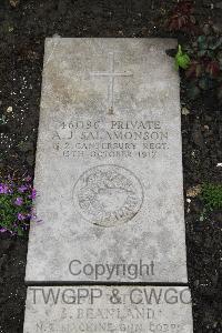 Boulogne Eastern Cemetery - Salamonson, Allan Joseph