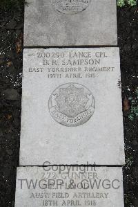 Boulogne Eastern Cemetery - Sampson, B R
