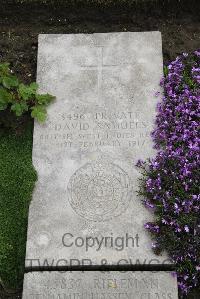 Boulogne Eastern Cemetery - Samuels, David