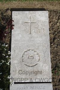 Boulogne Eastern Cemetery - Scoot, Arthur Henry