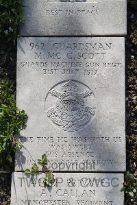 Boulogne Eastern Cemetery - Scott, Matthew McCullock