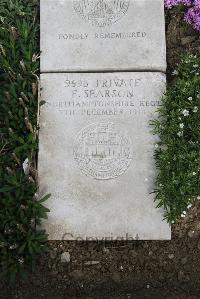 Boulogne Eastern Cemetery - Searson, F
