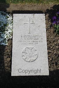 Boulogne Eastern Cemetery - Sheffield, G