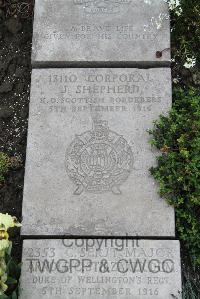Boulogne Eastern Cemetery - Shepherd, J