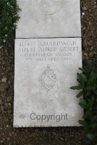 Boulogne Eastern Cemetery - Siebert, Albert Alfred