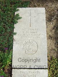 Boulogne Eastern Cemetery - Skinner, Reginald