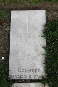 Boulogne Eastern Cemetery - Smart, F