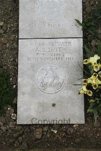 Boulogne Eastern Cemetery - Smith, A E