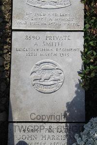 Boulogne Eastern Cemetery - Smith, A