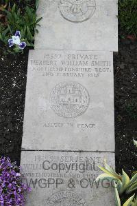 Boulogne Eastern Cemetery - Smith, Herbert William