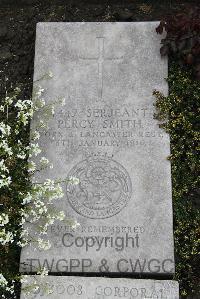 Boulogne Eastern Cemetery - Smith, Percy