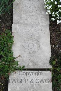 Boulogne Eastern Cemetery - Smith, Thomas