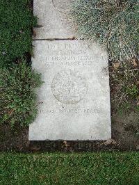 Boulogne Eastern Cemetery - Snow, Frederick Robert