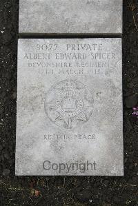 Boulogne Eastern Cemetery - Spicer, Albert Edward