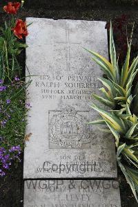 Boulogne Eastern Cemetery - Squirrell, Ralph